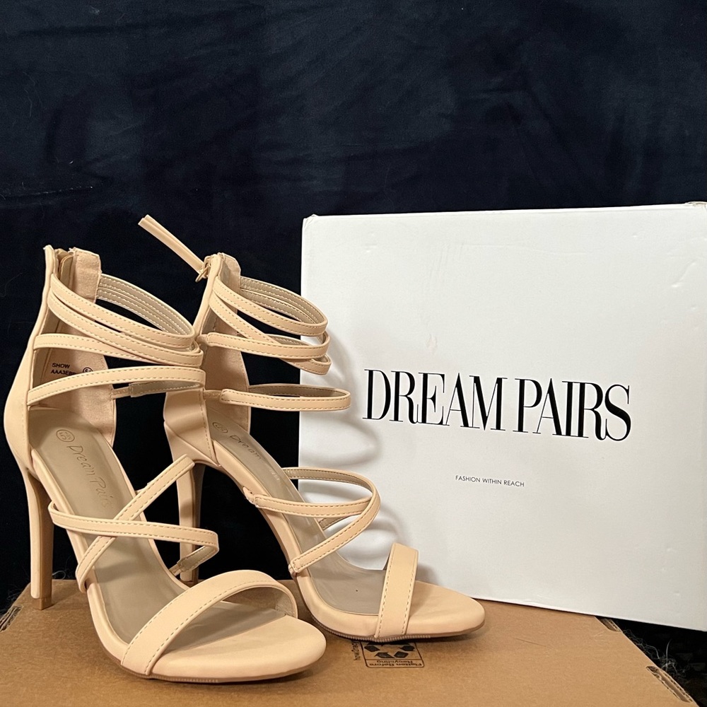 Dream Pairs Nude Nubuck 4” heels